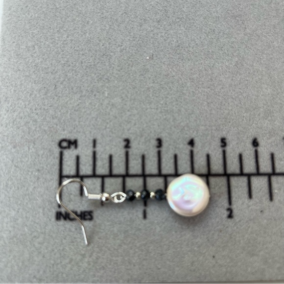 NEW Handmade Natural Coin Pearl Earrings - Picture 5 of 5